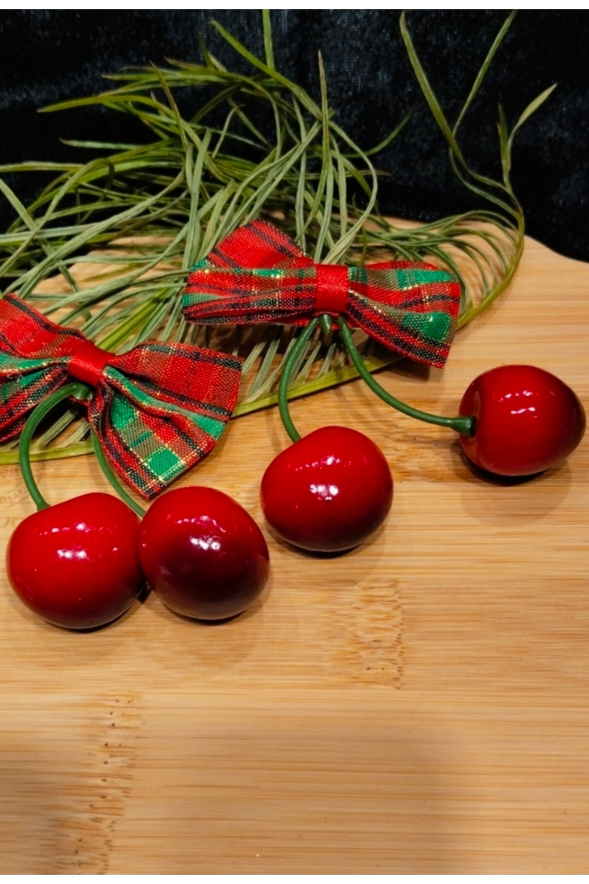 Maşalı Lüks Kırmızı Kiraz Toka