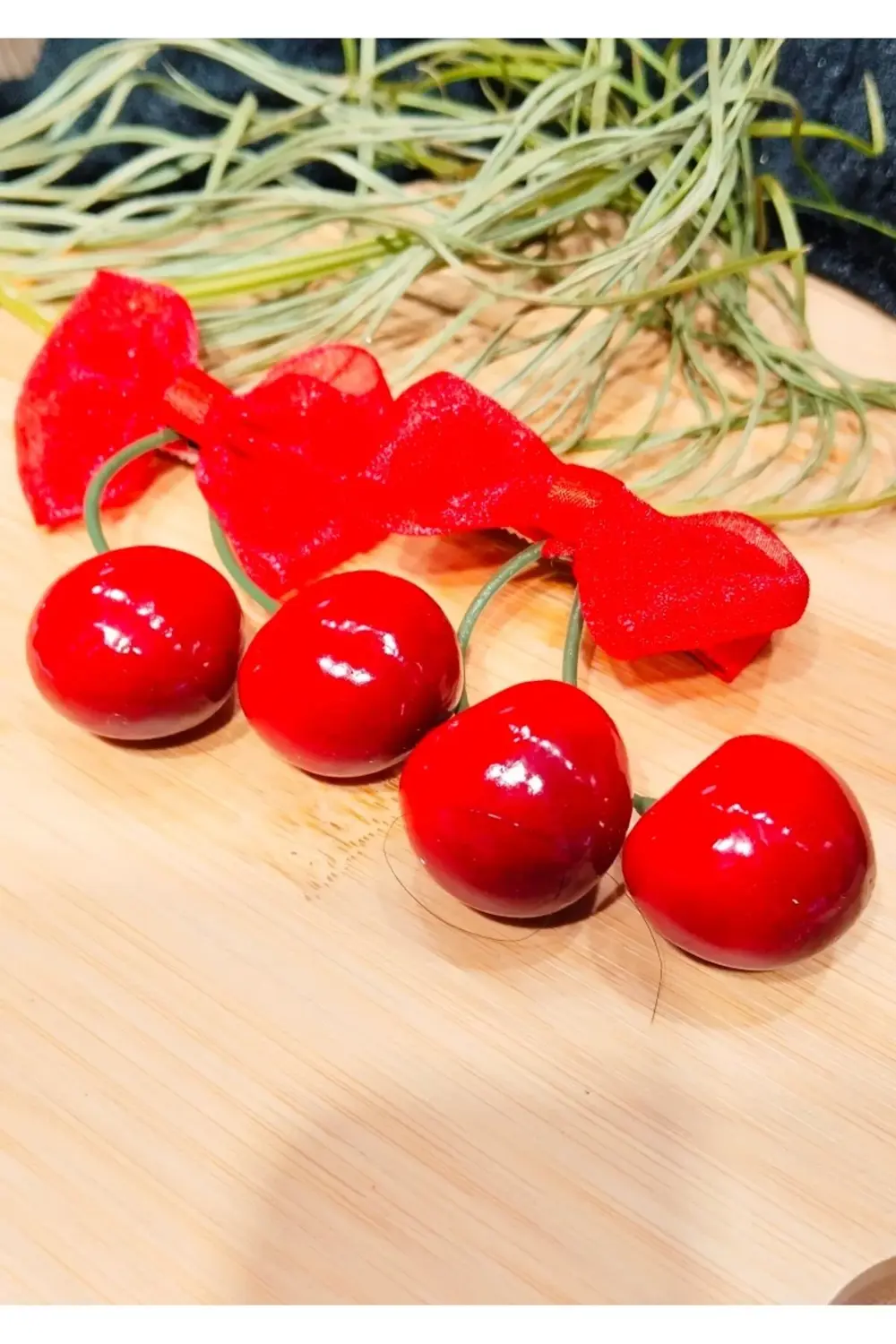 Maşalı Lüks Kırmızı Kiraz Toka