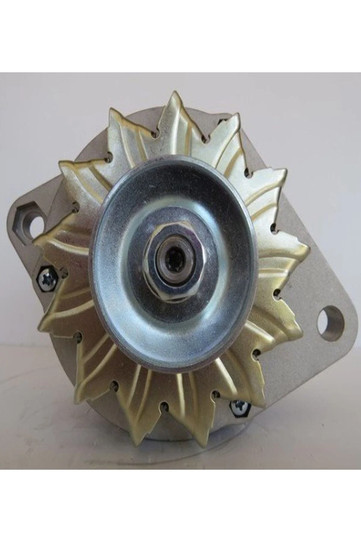 Massey Ferguson 135 Uyumlu Şarj Dinamosu Alternatör