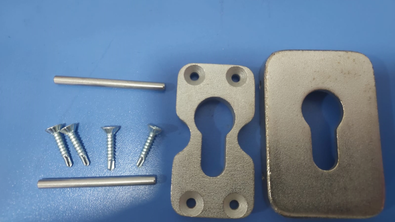 Master Çelik Özel Rozet Süper Güvenli Kapılar