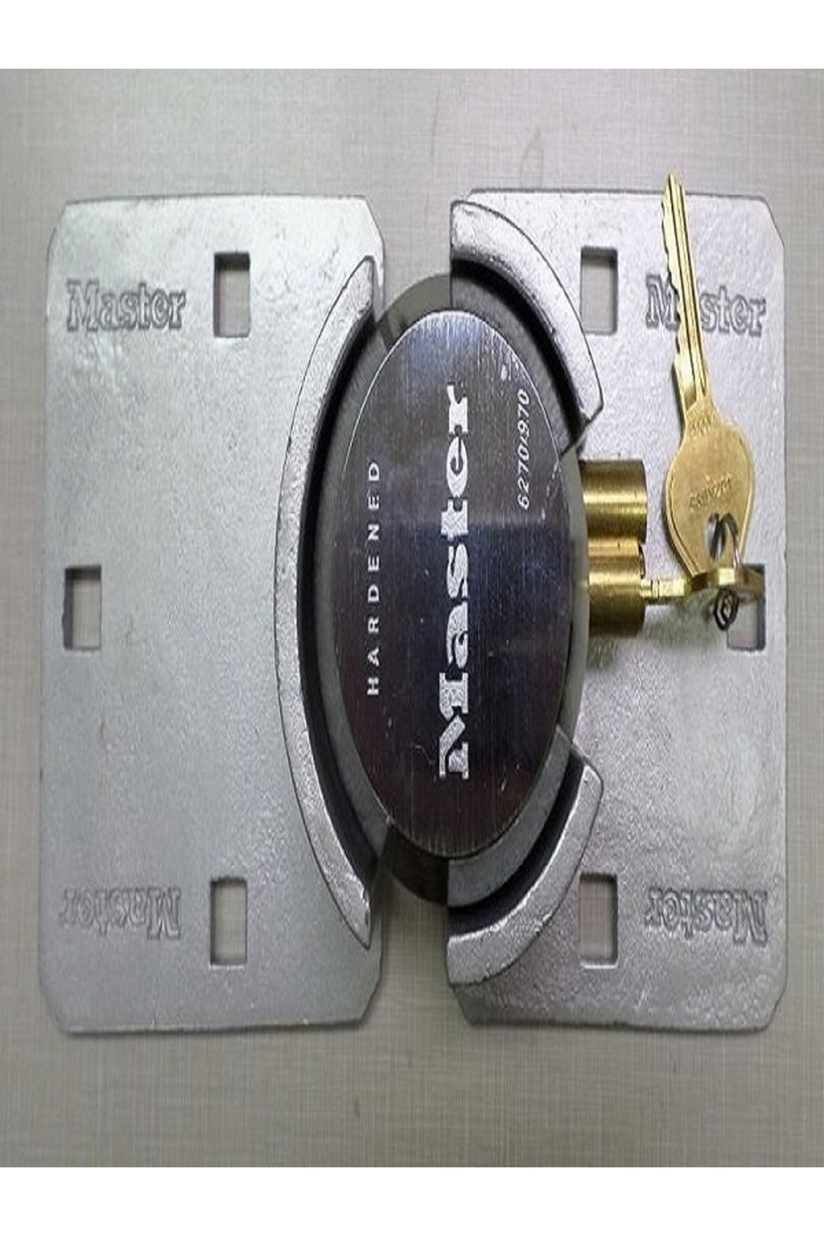 Masterlock 736EURD 770 Ağır Hizmet Tipi Çinko Yuvarlak Asma Kilit