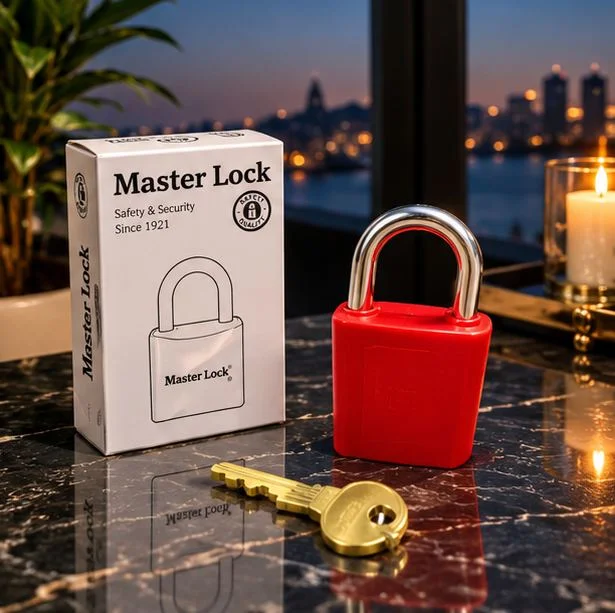 Masterlock Asma Kilit Uzun Kanca 683LFRED Lockout Tagout Masterlock Asma Kilit Uzun Kanca 683LFRED Lockout Tagout
