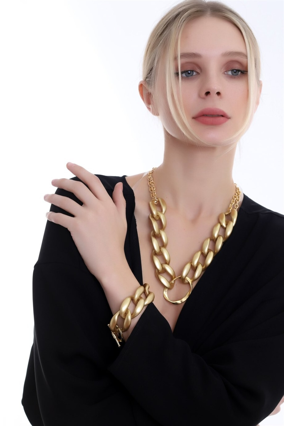 Mat Altın Tonlu Kalın Zincir Bileklik