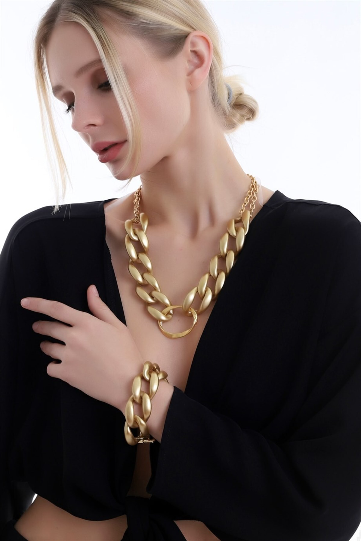 Mat Altın Tonlu Kalın Zincir Bileklik