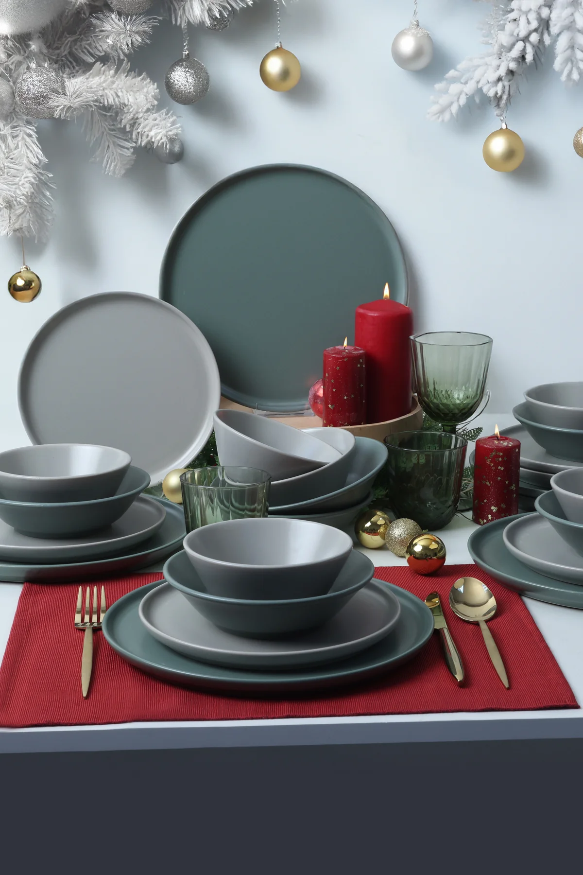 Mat Gri - Mat Yeşil Nordıc Yemek Takımı 6 Kişilik 24 Parça