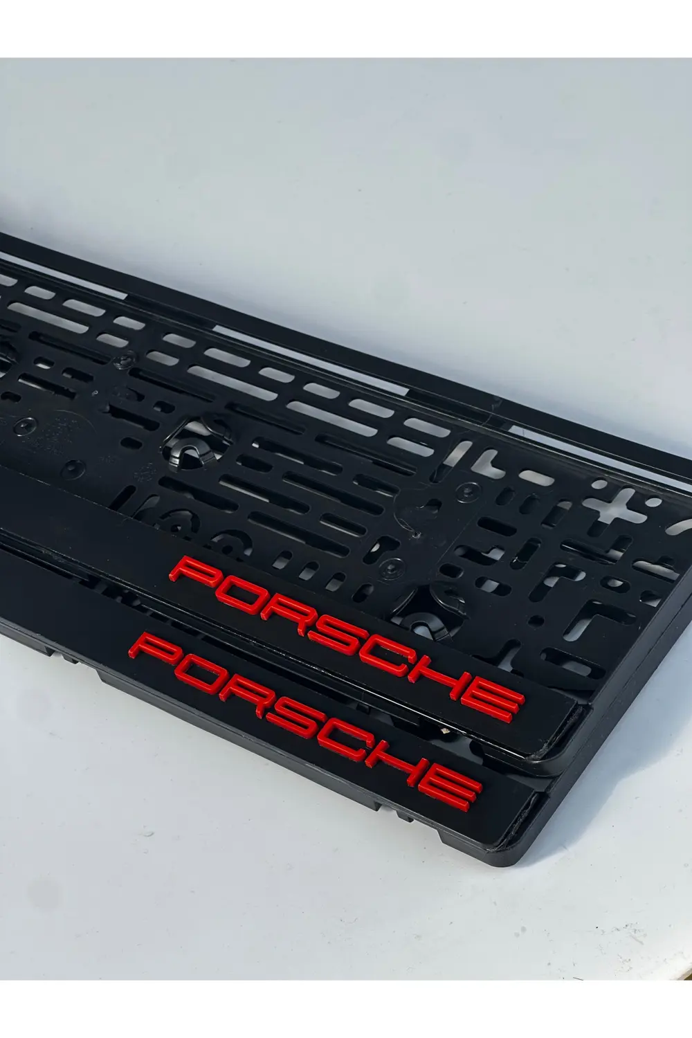 MAT PLEKSİ TAKMATİK PLAKALIK PORSCHE MODEL