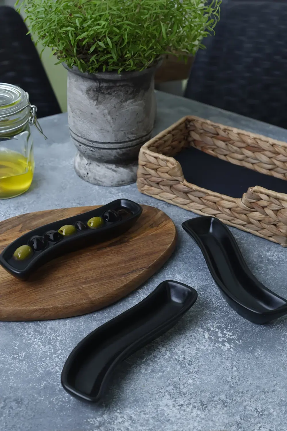 Mat Siyah İvory Zeytinlik 18 Cm 3 Adet