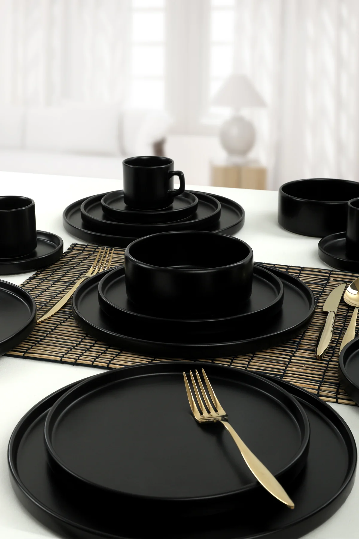 Mat Siyah Stackable Yemek/kahvaltı Takımı 20 Parça 4 Kişilik