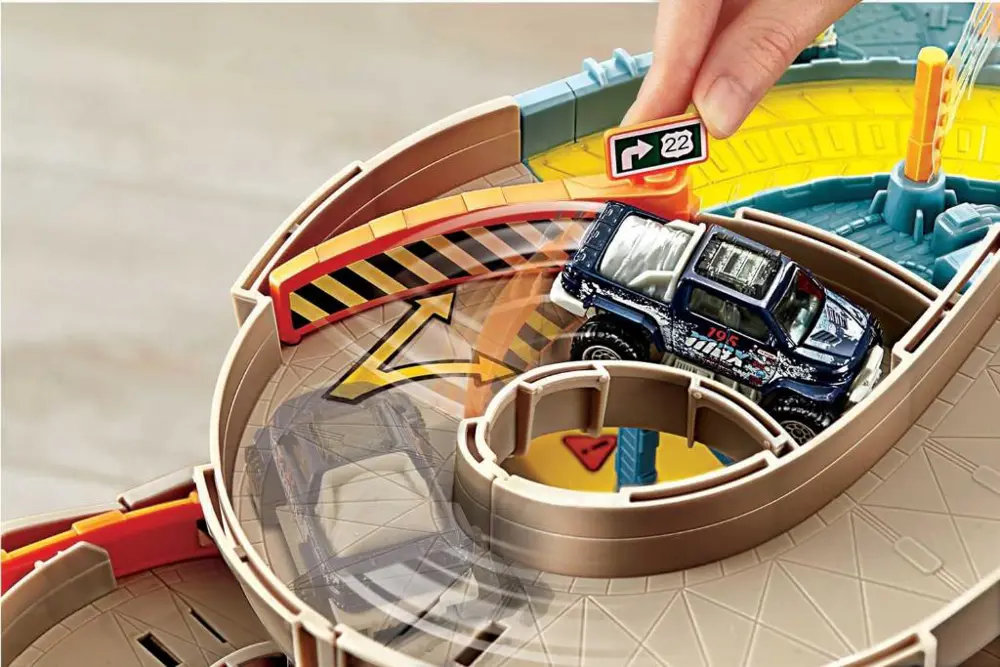Matchbox 4-Level Garage CJM67