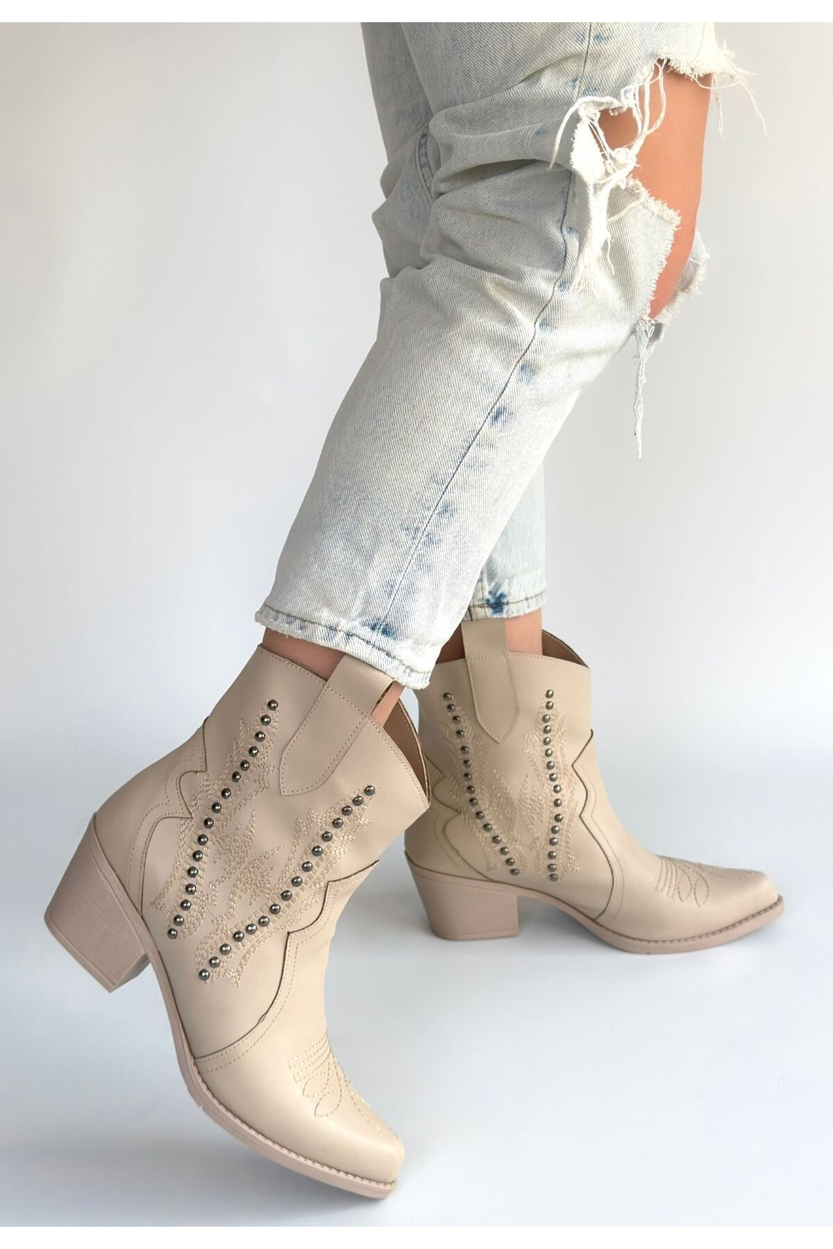 Matin Bej Cilt Topuklu Bot - Lisinya