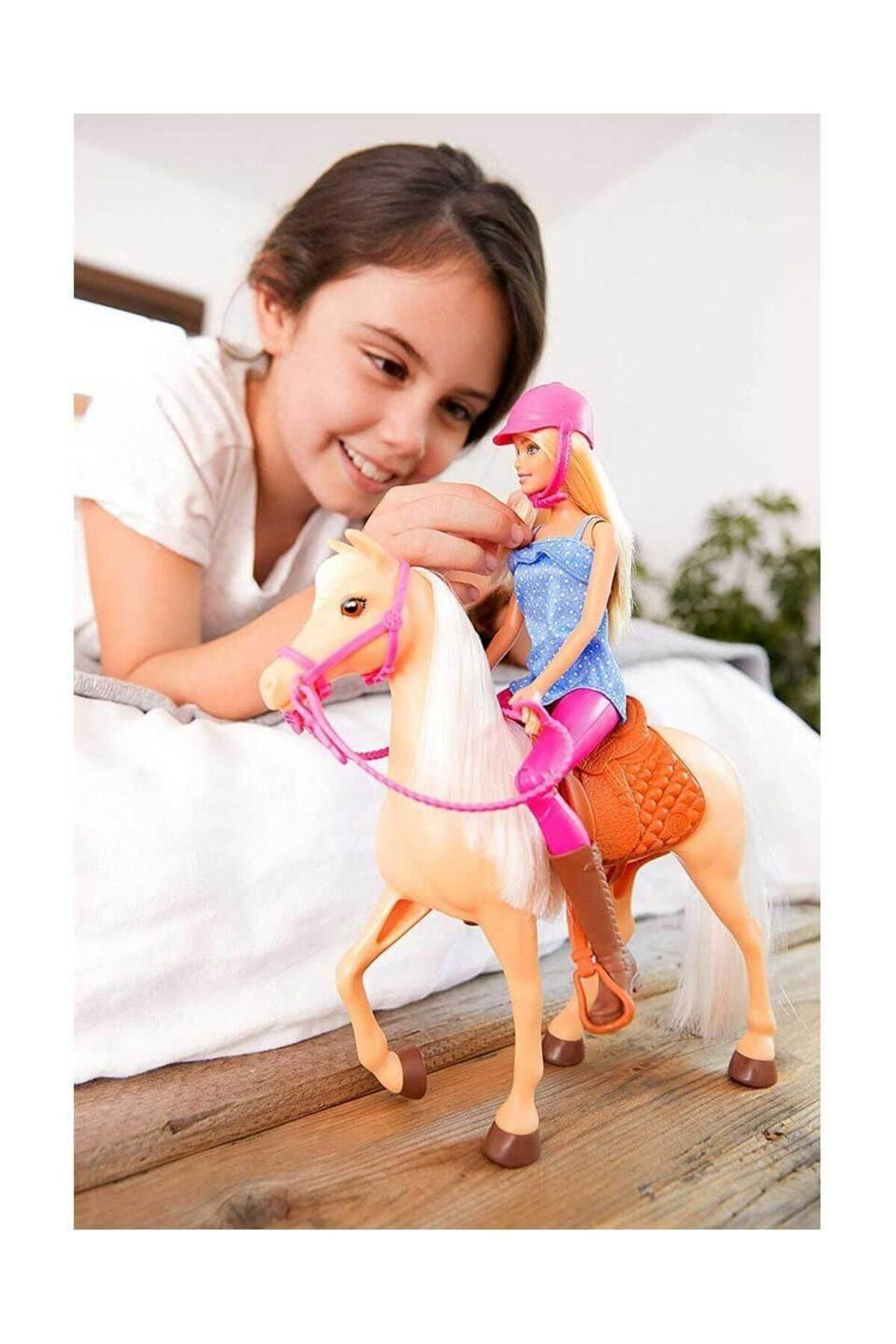 MATTEL BARBIE AİLE FXH13 GUZEL ATI OYUN SET-3