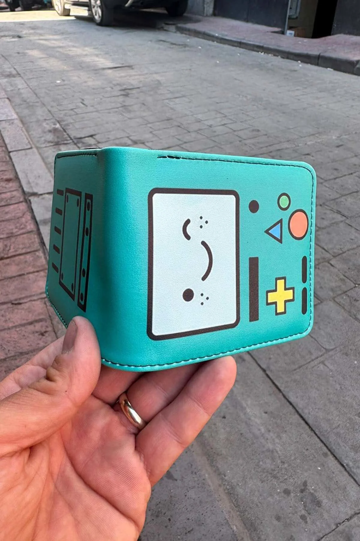 Mavi Adventure Time BMO Erkek Cüzdan Fiyatı, Yorumları ve Özellikleri