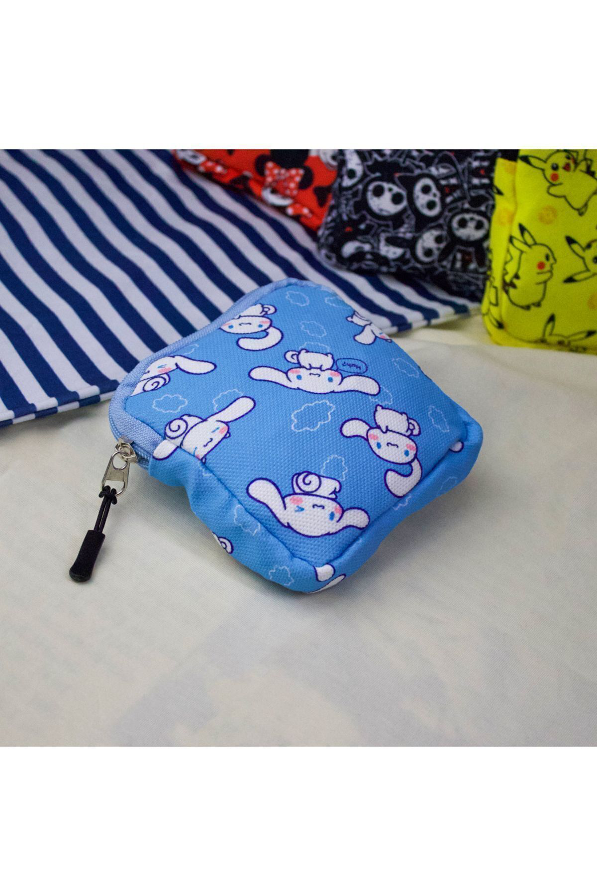 Mavi Anime Fantasy Magic Melody : Cinnamoroll Kolaj Makyaj Çantas