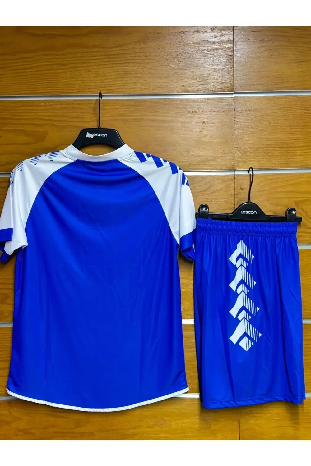 Mavi-Beyaz Forma Takımı (İsim ve Numara Yazılır) K0177-L