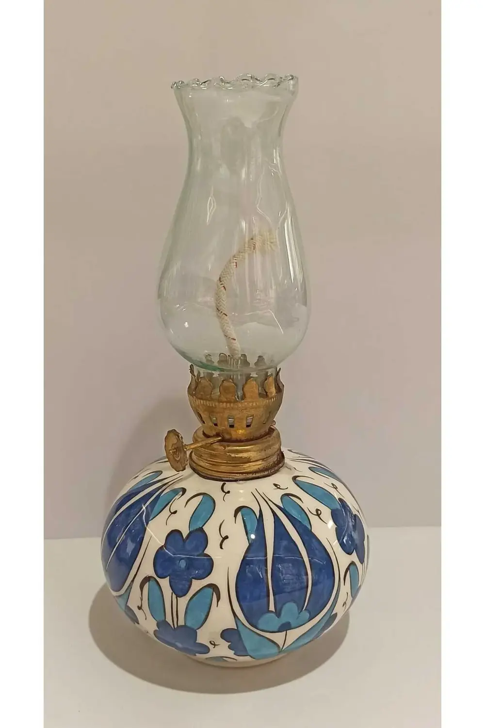 Mavi Beyaz Renk El Yapımı Gaz Lambası