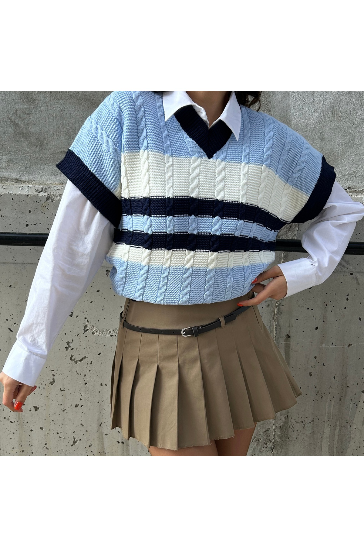 Mavi Ekru Şeritli V Yaka Oversize Süveter