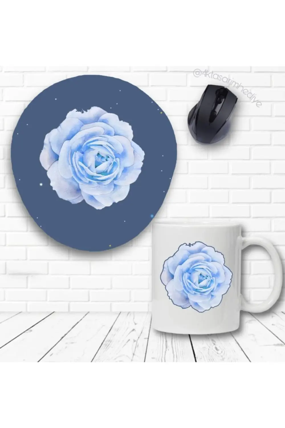 Mavi Gül Baskılı Kupa Bardak Ve Bilek Destekli Mouse Pad Seti