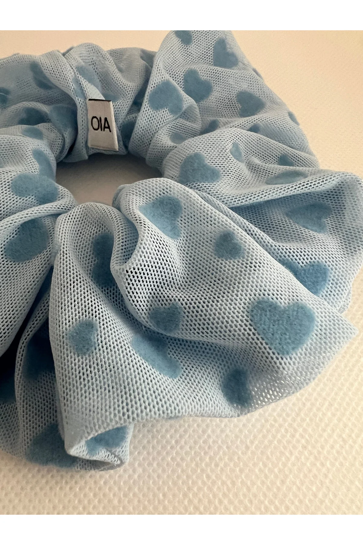 Mavi Kabartma Kalp DetayScrunchie Lastik Toka