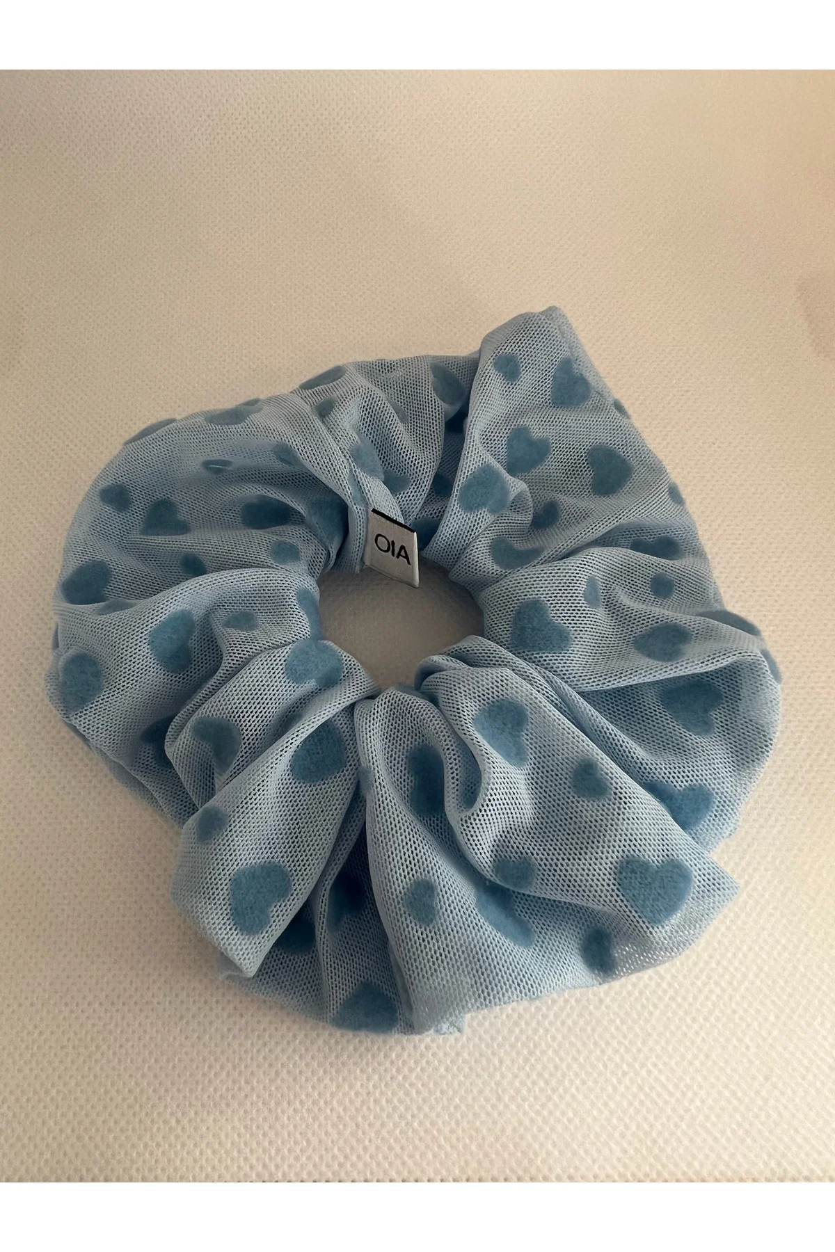 Mavi Kabartma Kalp DetayScrunchie Lastik Toka