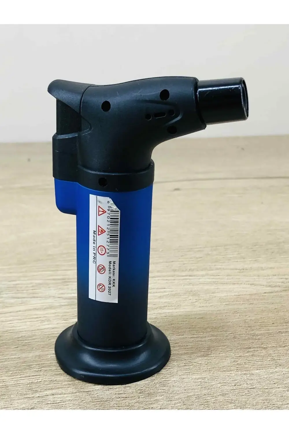 Mavi Renk Hafif Pipo Çakmağı Pratik Kolay Kullanım Pürmüz Alevli