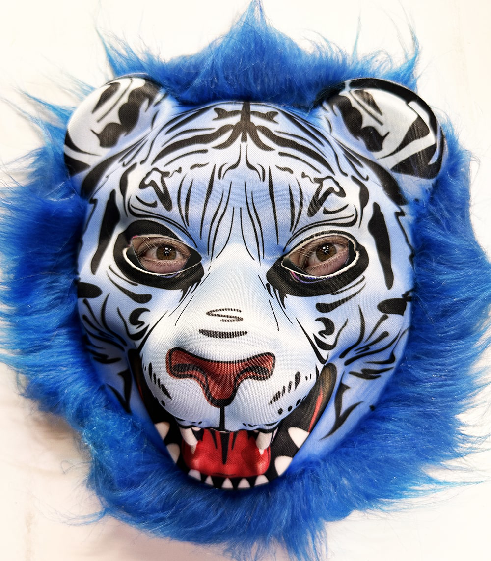 Mavi Saçlı Kaplan Maskesi Kurt Maskesi Mega Peluş 27 No Mavi Saçlı Kaplan Maskesi Kurt Maskesi Mega Peluş 27 No