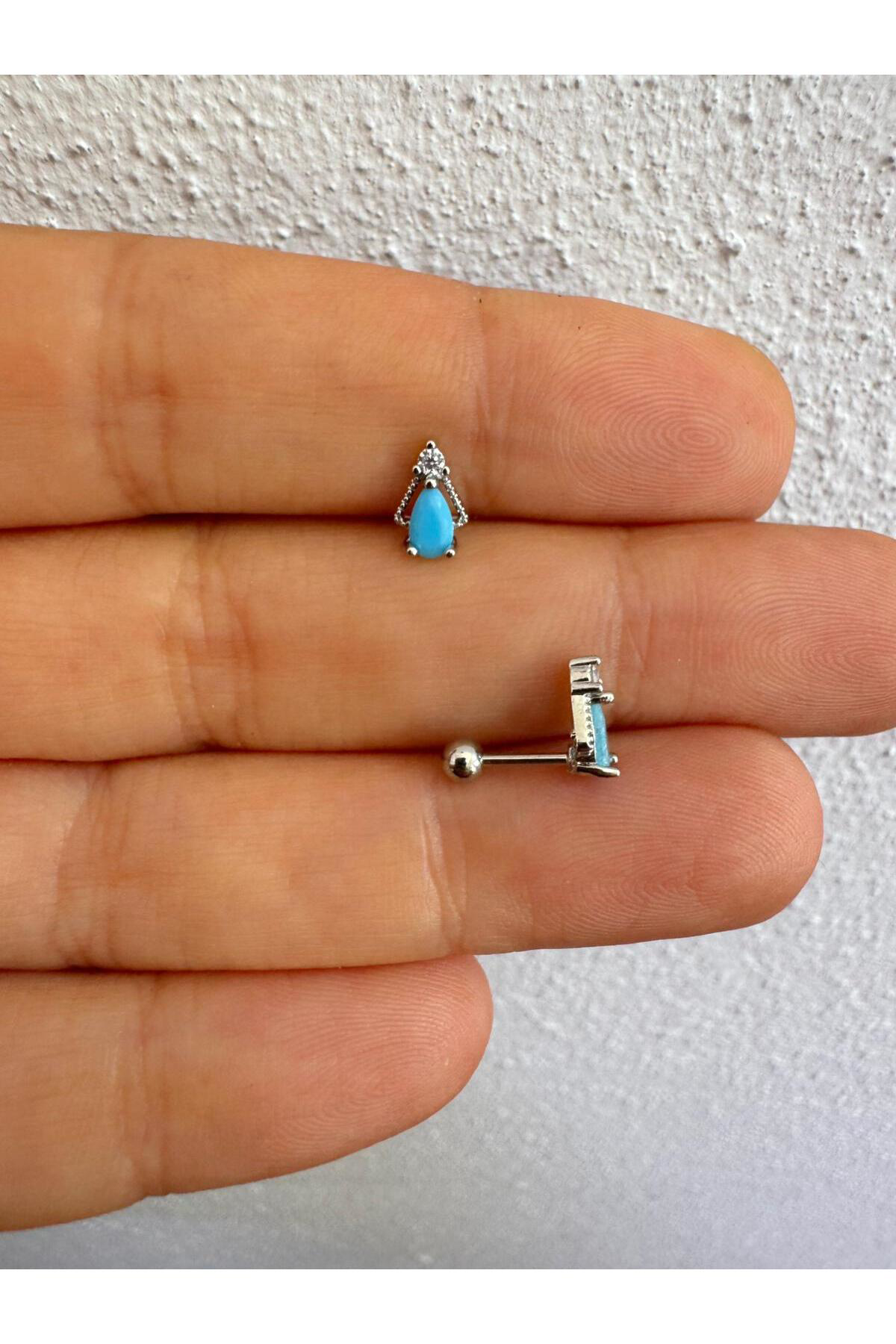 Mavi zirkon damla taşlı 1 adet tragus helix lobe uyumlu piercing