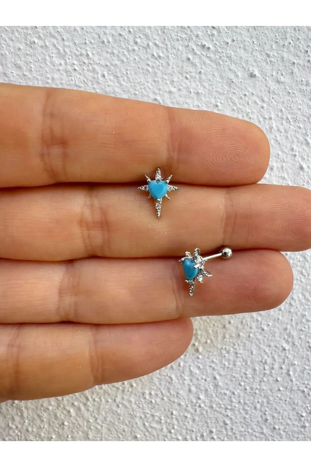 Mavi zirkon taşlı kalpli 1 adet tragus helix lobe uyumlu piercing