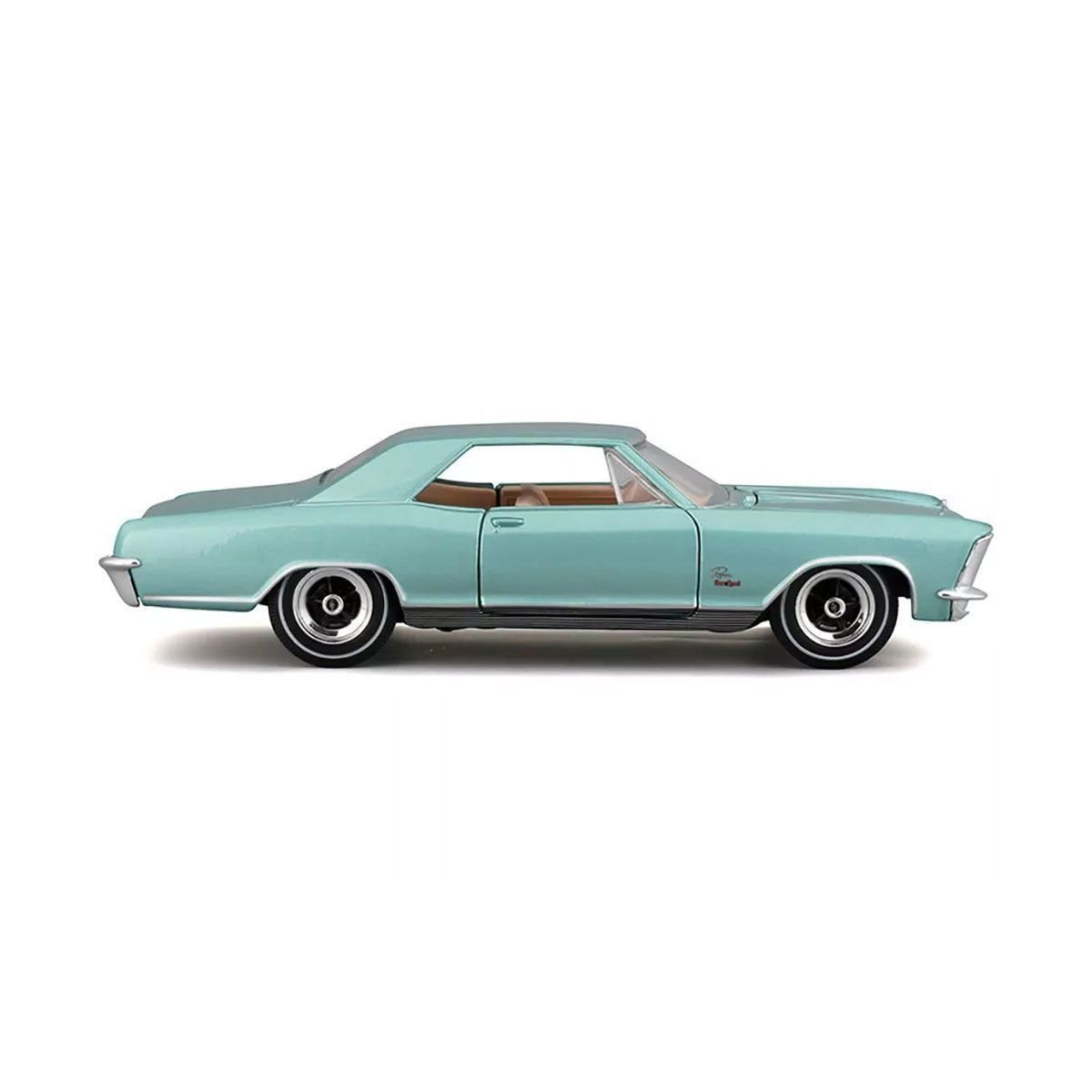 MAY 31214 1965 Buick Riviera 1:26 Model Araba