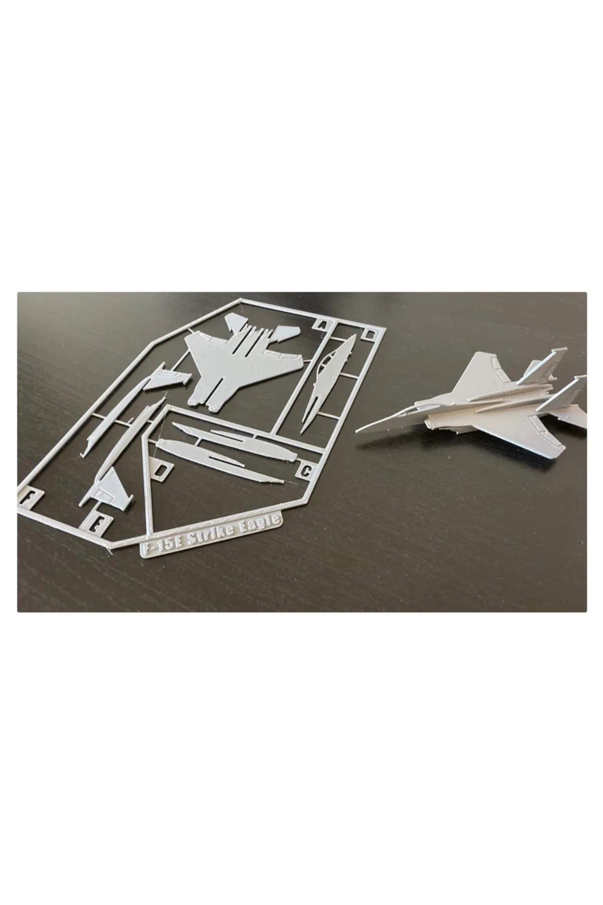 Mcdonnell Douglas F-15e Strike Eagle Maket Uçak Kartı