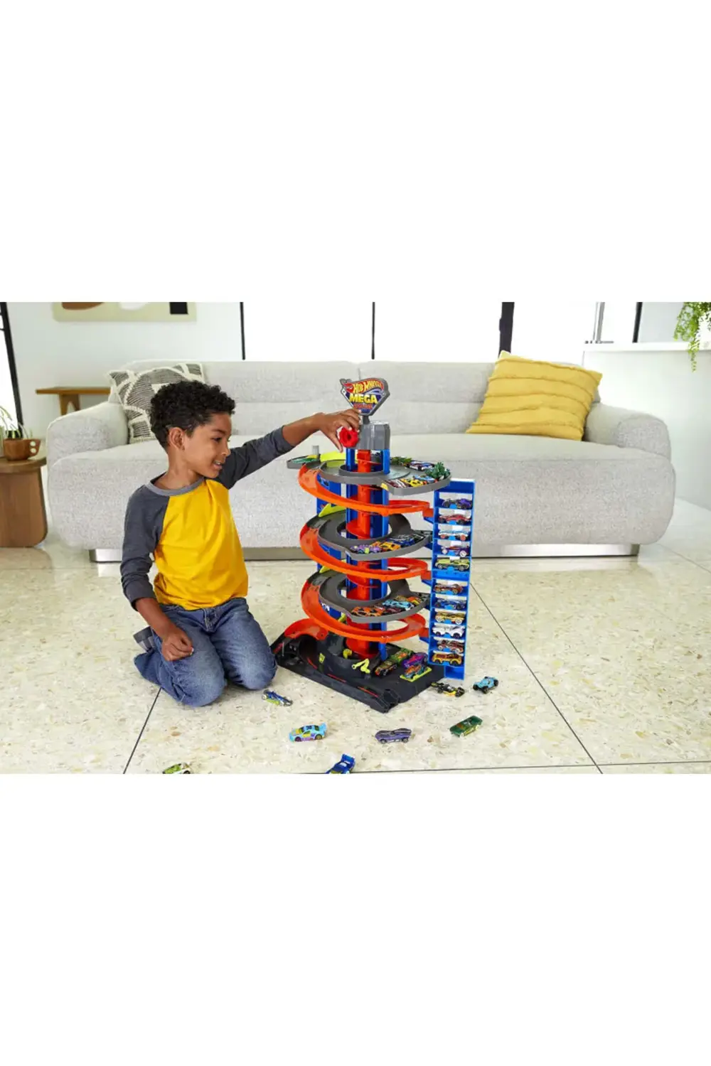 Mega Garaj Oyun Seti, 1 Araç, Asansör ve 60'tan Fazla Araba Sakla