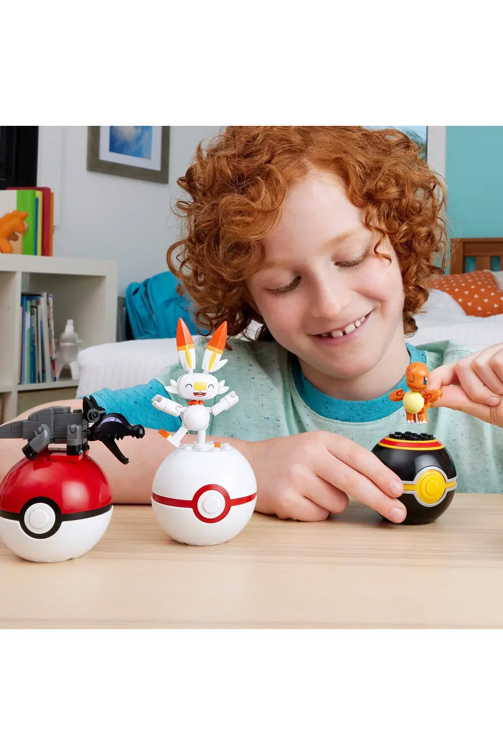 MEGA Pokémon™ Ateş Pokemonu Eğitmenleri