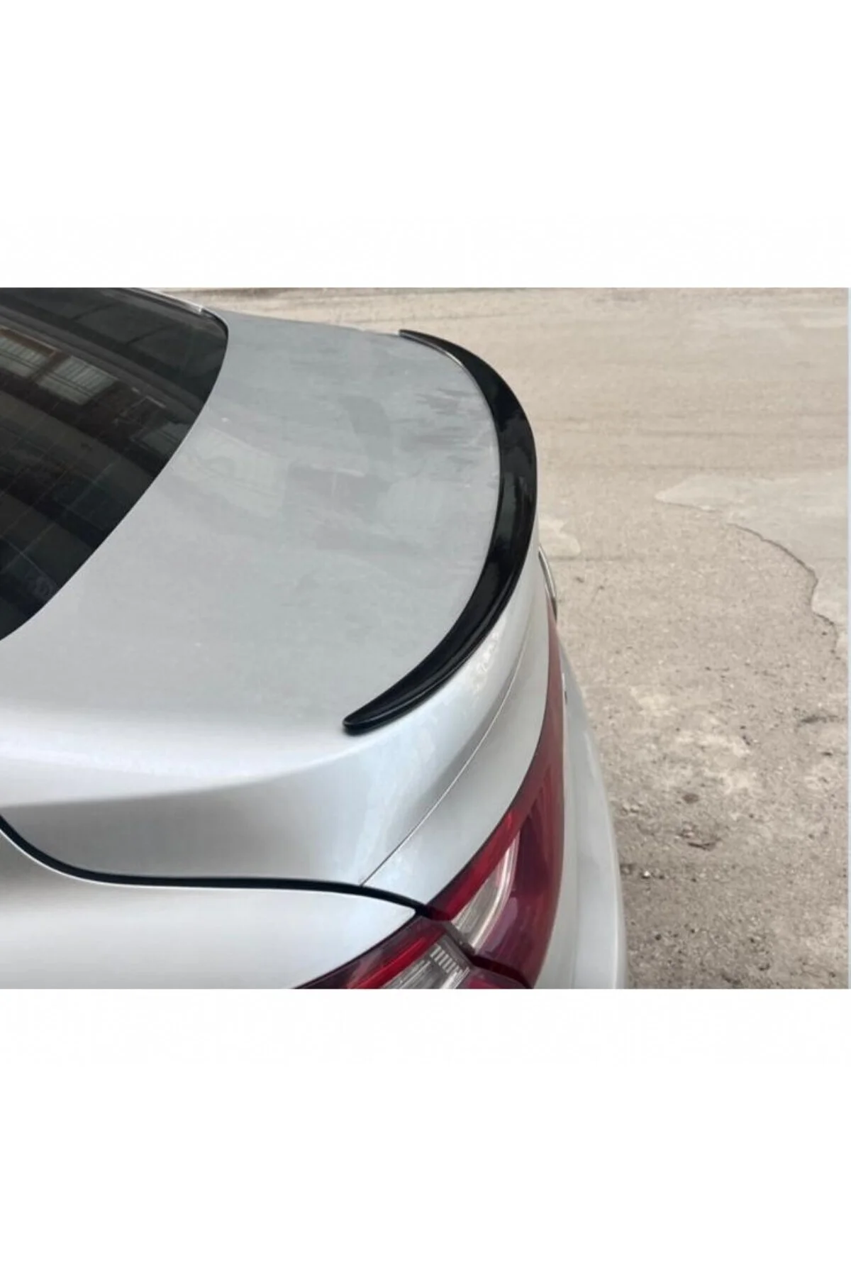 MEGANE MODEL BOYALI PLASTİK SPOİLER MEGANE MODEL BOYALI PLASTİK SPOİLER