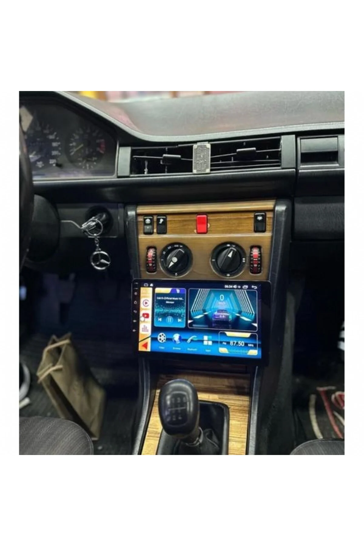 MERCEDES 200E OEM ANDROİD MULTİMEDYA TEYP 2 RAM 32 HAFIZA CARPLAY AUTO GERİ GÖRÜŞ KAMERA HEDİYE MERCEDES 200E OEM ANDROİD MULTİMEDYA TEYP 2 RAM 32 HAFIZA CARPLAY AUTO GERİ GÖRÜŞ KAMERA HEDİYE