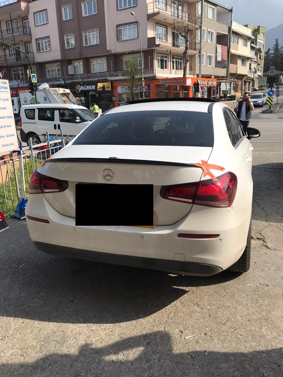 Mercedes A Uyumlu 180 Sedan Boyalı Spoiler Mercedes A Uyumlu 180 Sedan Boyalı Spoiler