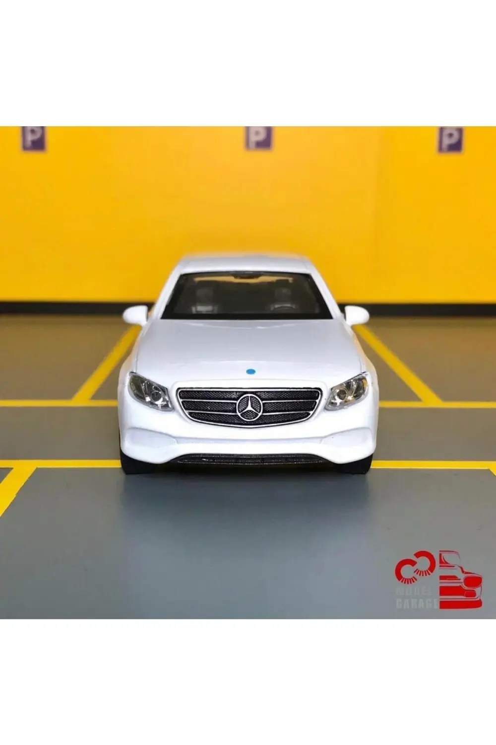 Mercedes-benz E Class 1/36 Ölçek *c&c Model Garage* Çek Bırak Die