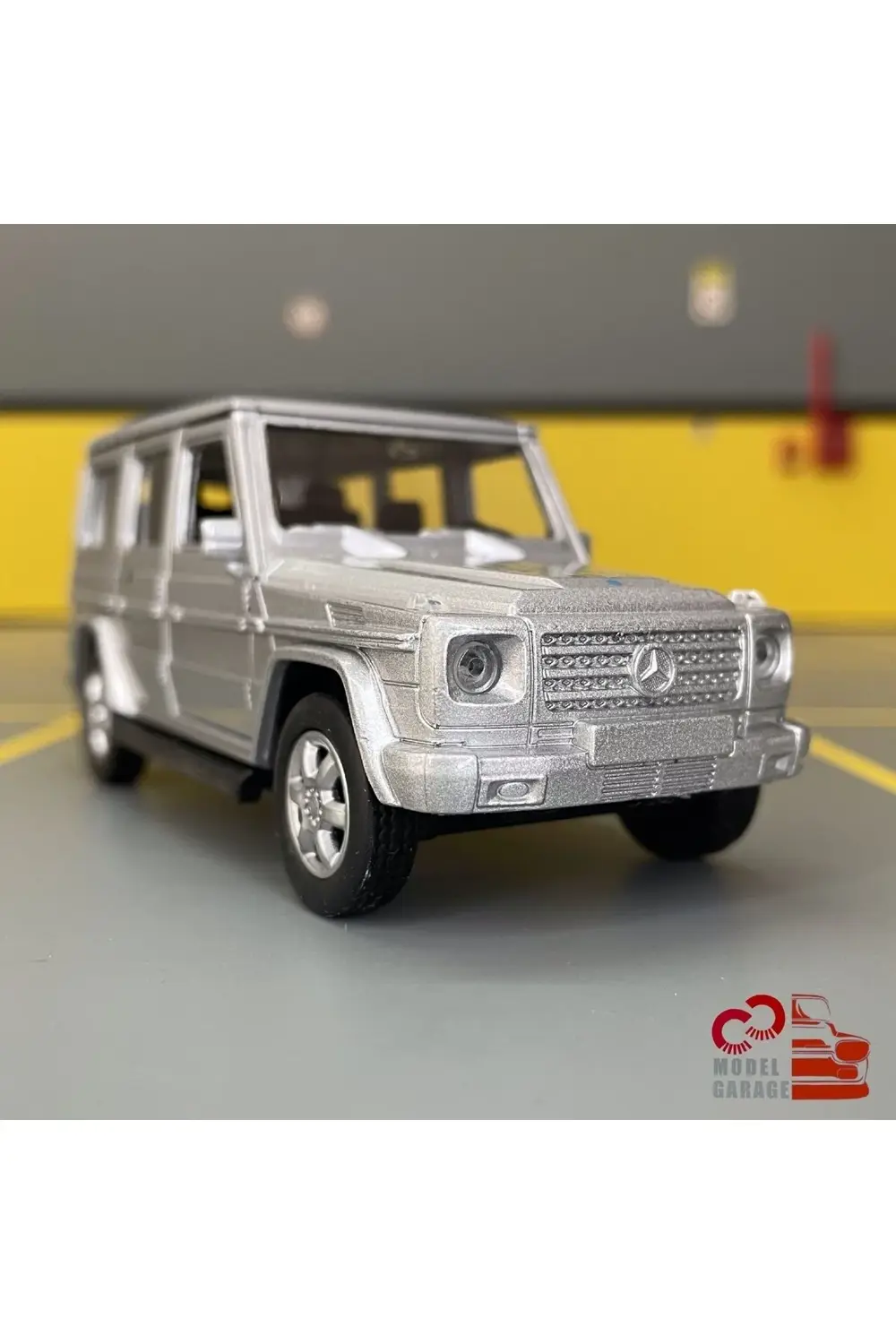 Mercedes-benz G Class 1/36 Ölçek *c&c Model Garage* Çek Bırak Met