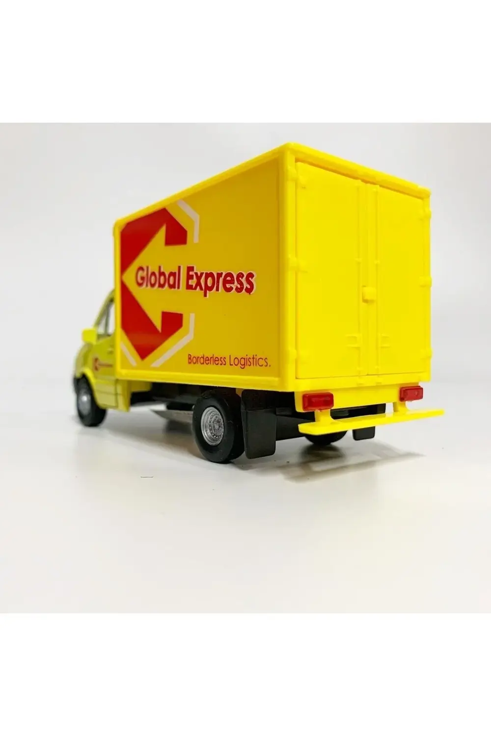 Mercedes Benz Sprinter Cargo Box