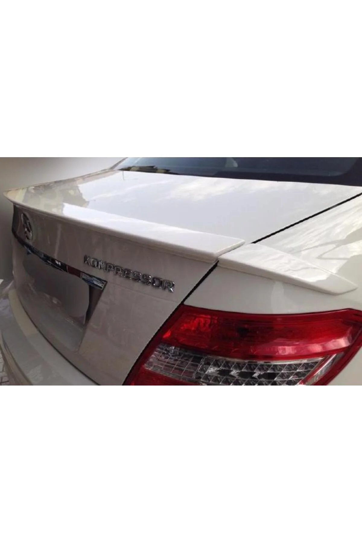 MERCEDES C SERİSİ 2009-2014 ASTARLI ANATOMİK SPOİLER MERCEDES C SERİSİ 2009-2014 ASTARLI ANATOMİK SPOİLER