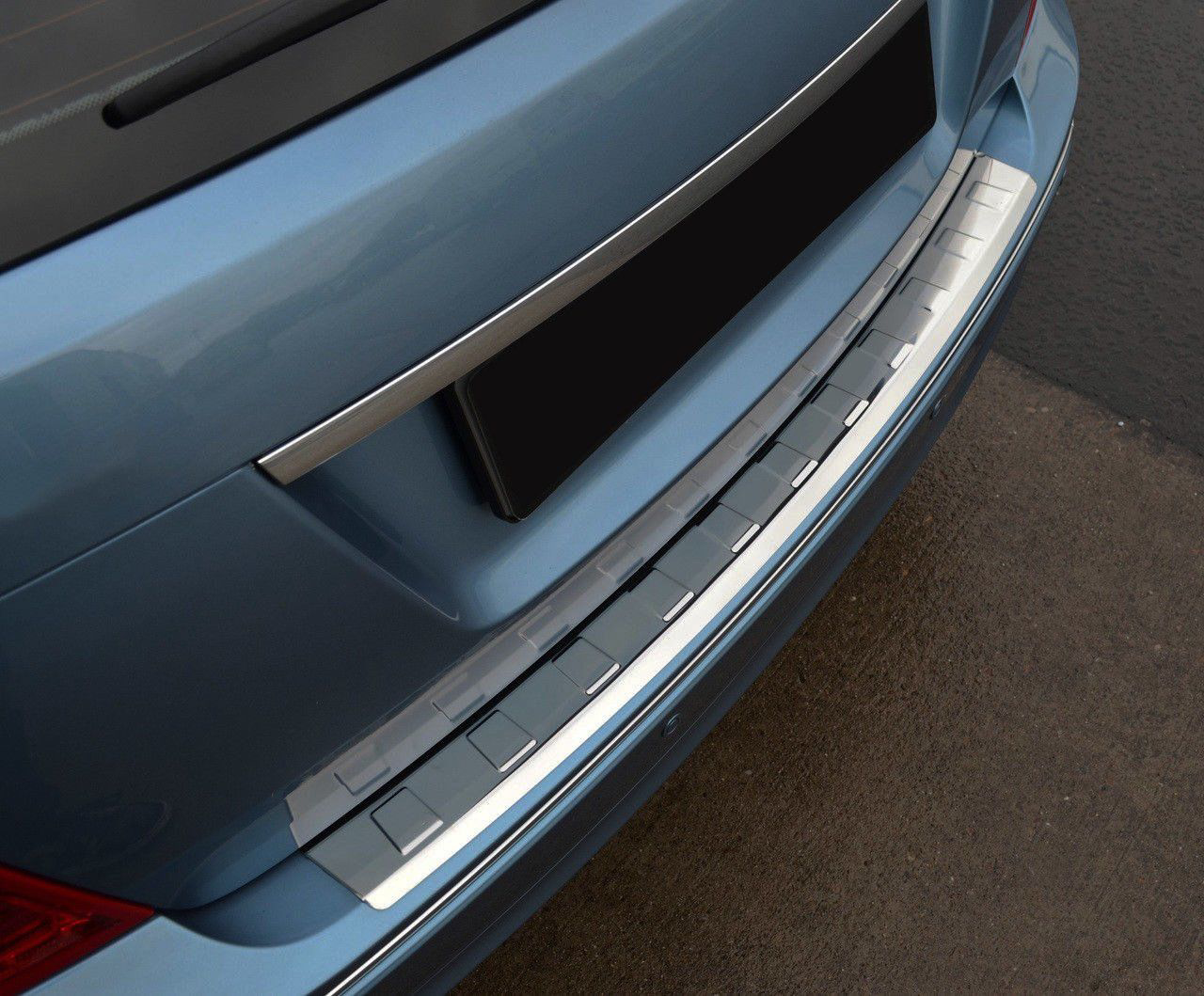 Mercedes C Uyumlu Serisi W204 Sw Krom Arka Tampon Eşiği 2007-2014 Mercedes C Uyumlu Serisi W204 Sw Krom Arka Tampon Eşiği 2007-2014