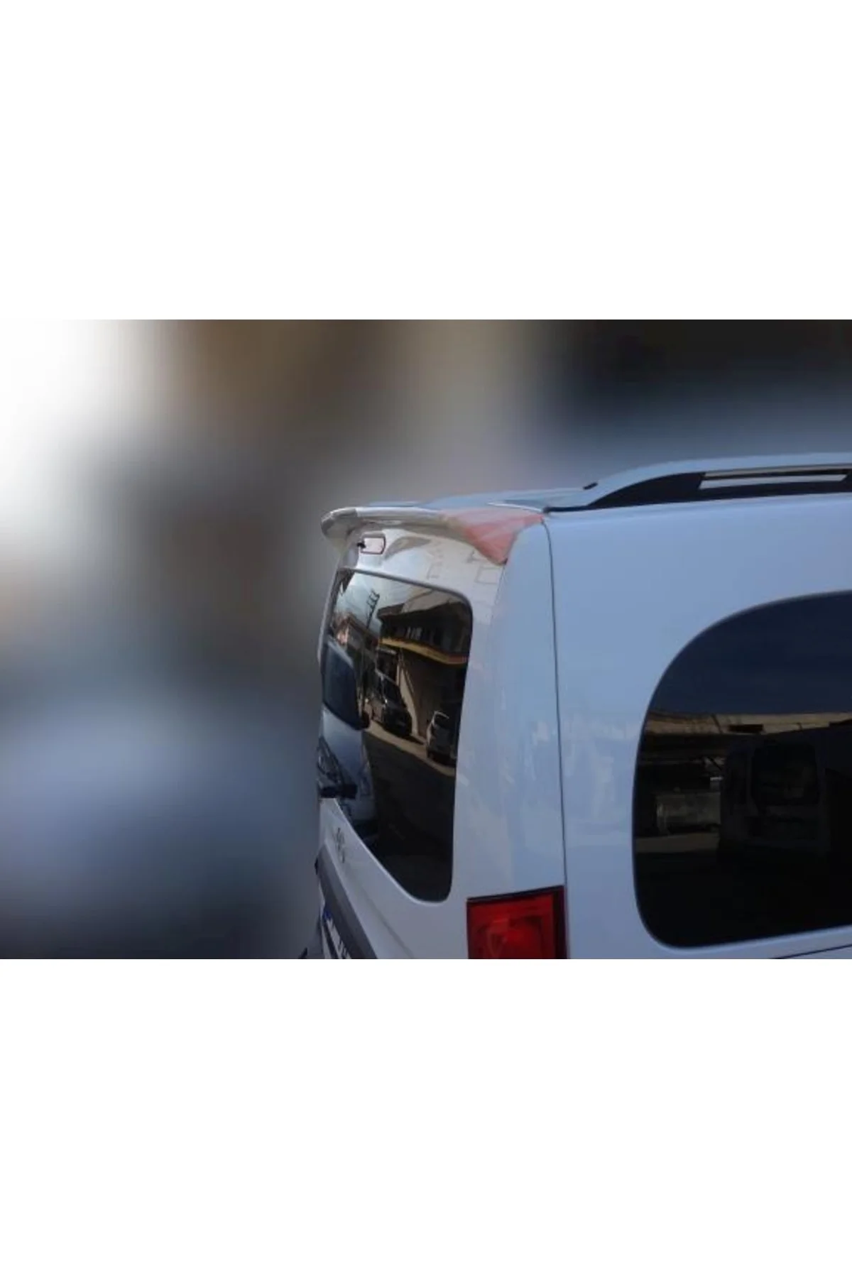 Mercedes Citan Uyumlu Tek Kapı Astarlı Spoiler