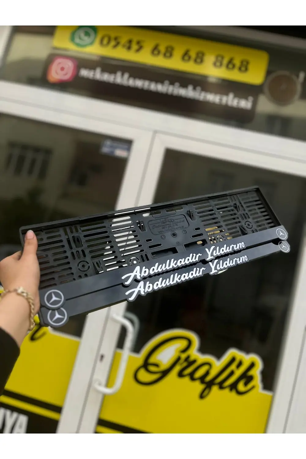 MERCEDES LOGOLU İSİME ÖZEL PLEKSİ PLAKALIK