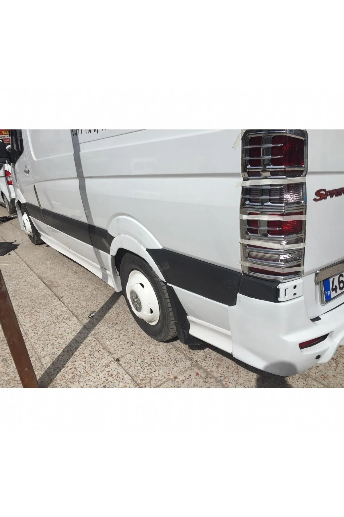 MERCEDES SPRİNTER 2007-2015 ASTARLI ÖN ÇAMURLUK AĞZI