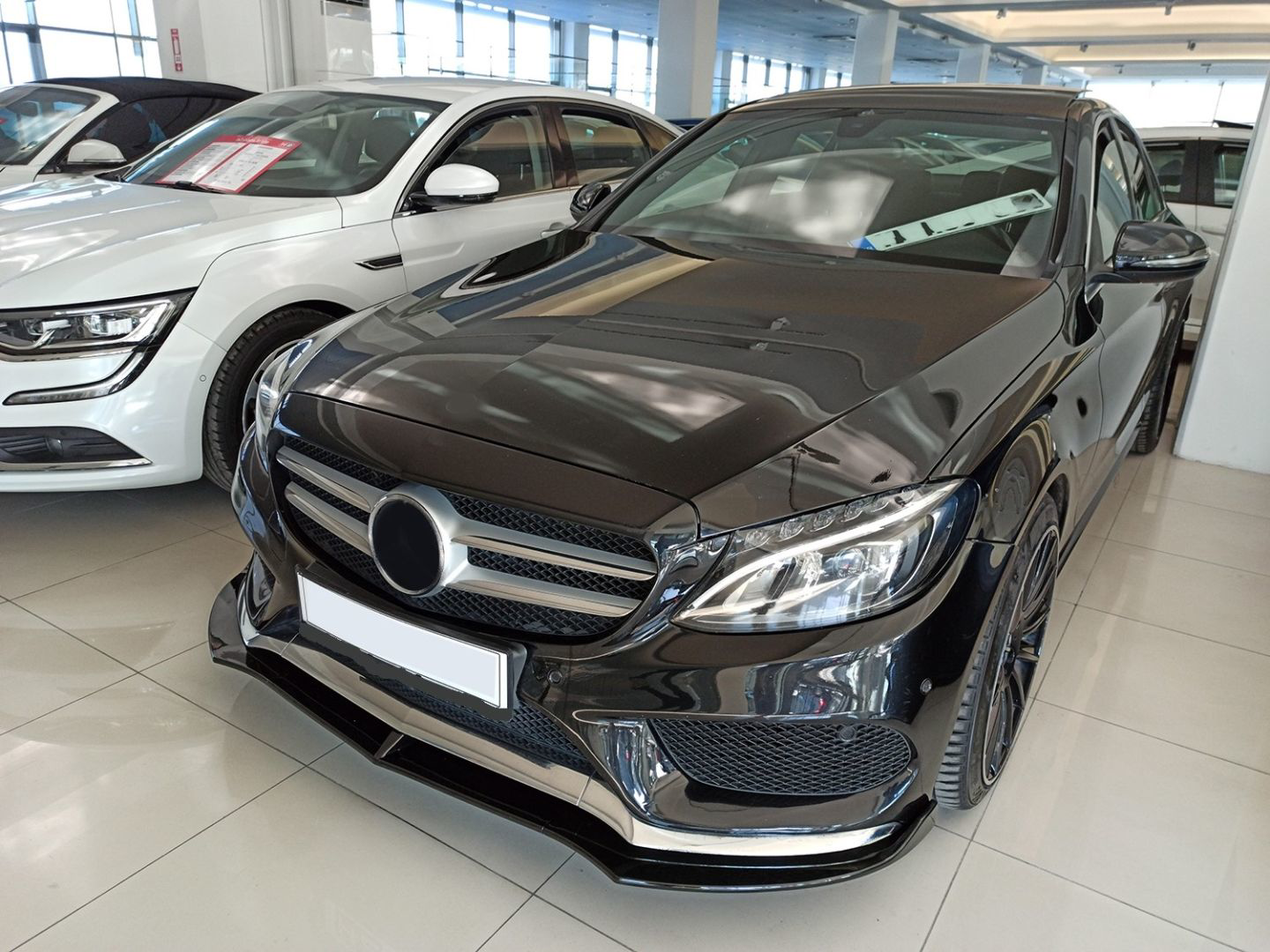 Mercedes W205 Uyumlu 2015-2018 C Serisi Ön Lıp Custom - Piano Bla