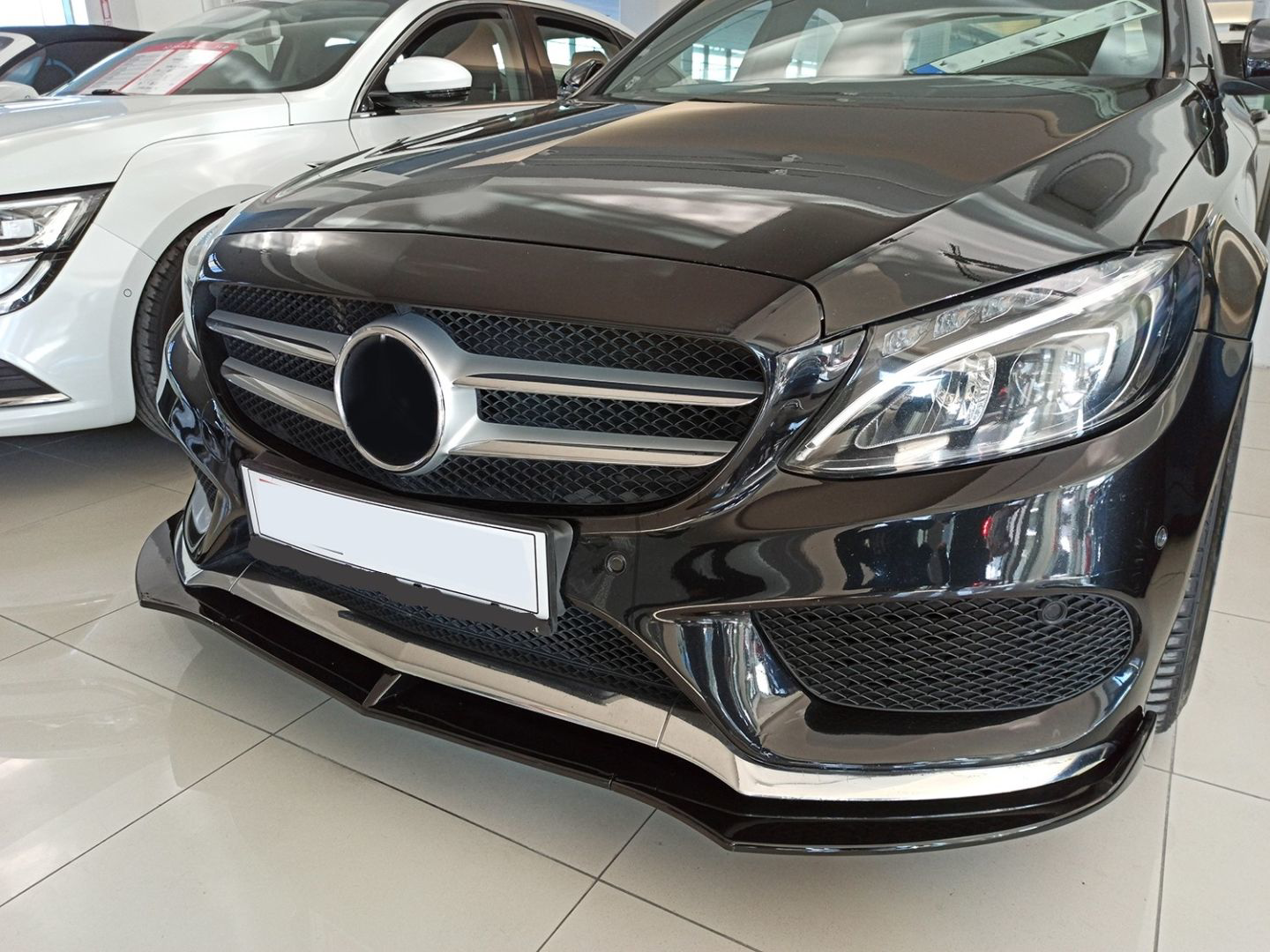 Mercedes W205 Uyumlu 2015-2018 C Serisi Ön Lıp Custom - Piano Bla