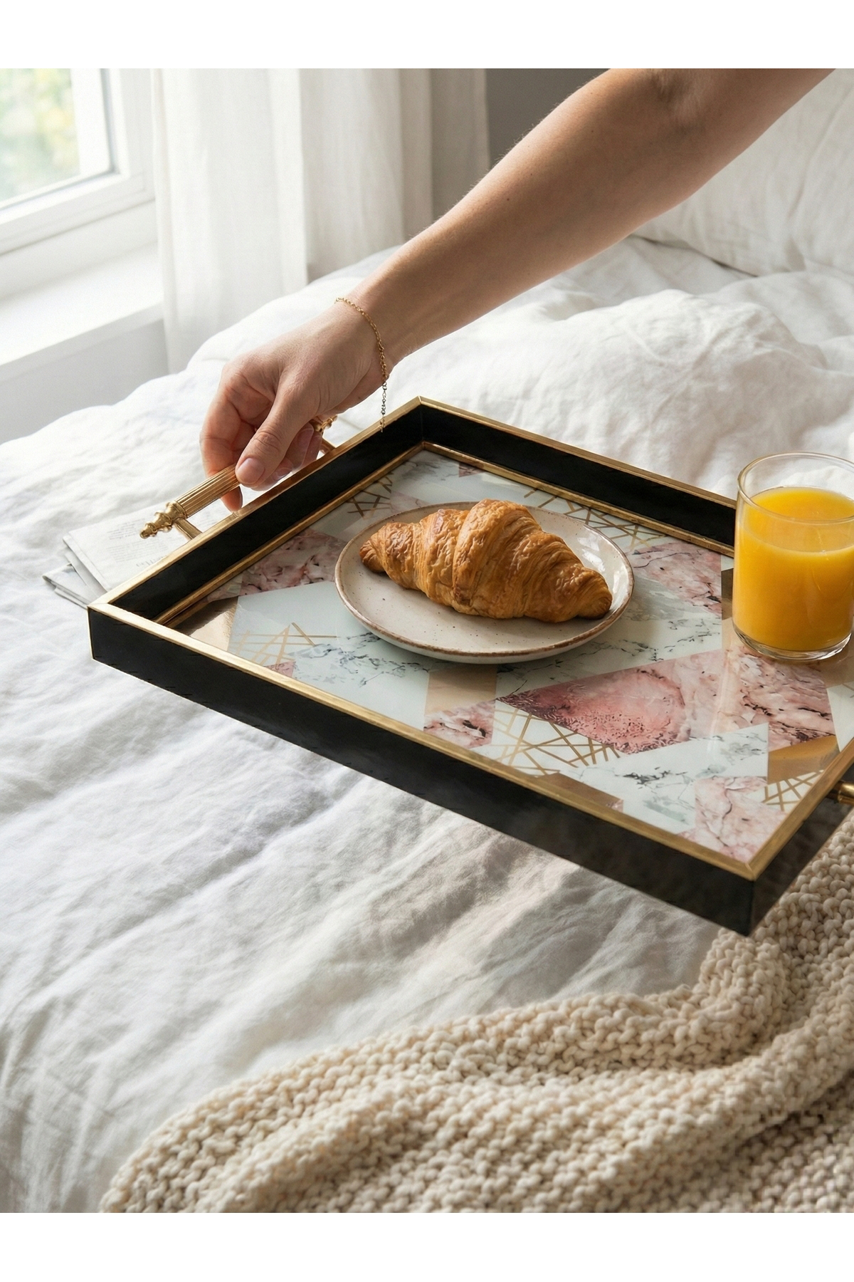 Mermer Desenli Dekoratif Sunum Tepsisi Gold Detaylı - 42x27 cm Modern Sunumluk Mermer Desenli Dekoratif Sunum Tepsisi Gold Detaylı - 42x27 cm Modern Sunumluk Fiyatı, Yorumları ve Özellikleri