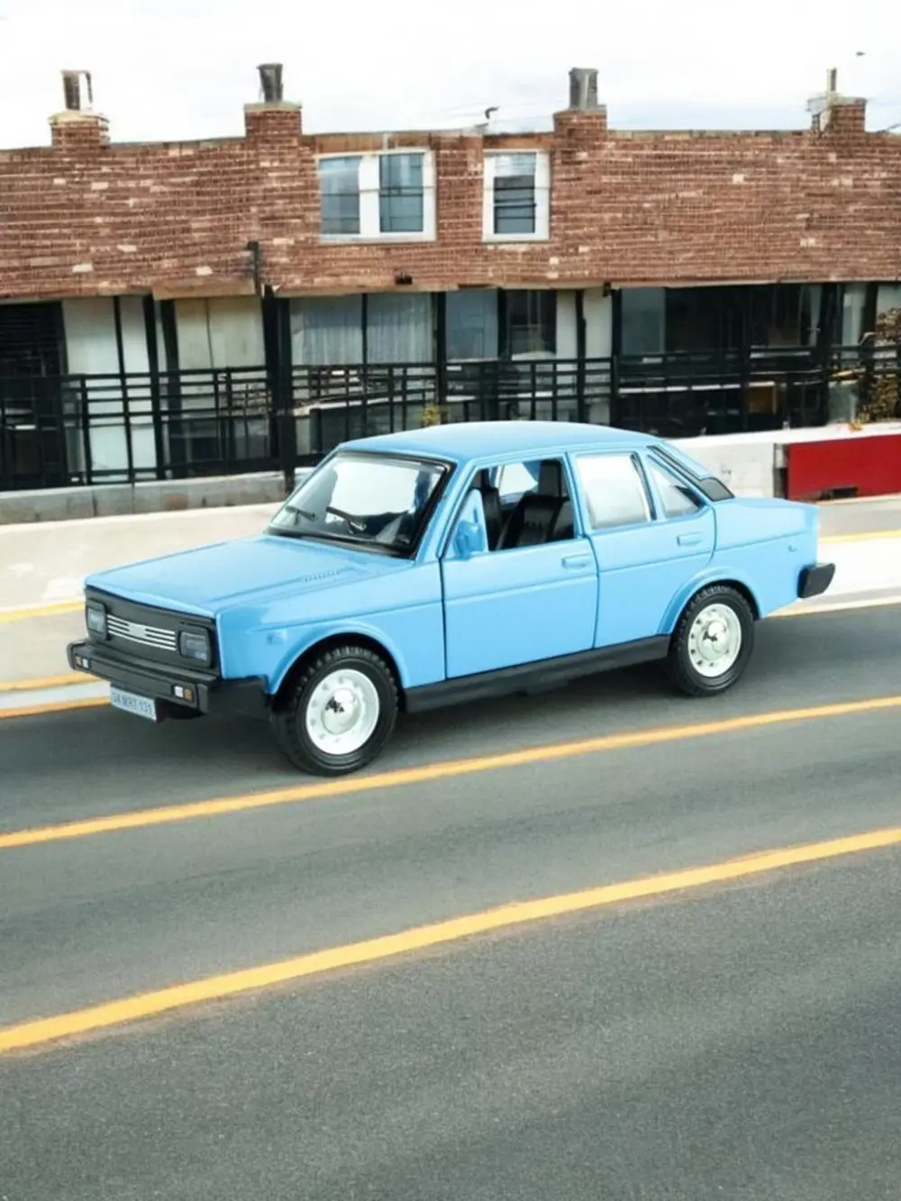 Metal Araba Çek Bırak Murat 131 Mavi Sesli ve Işıklı ( 1/36 Ölçek