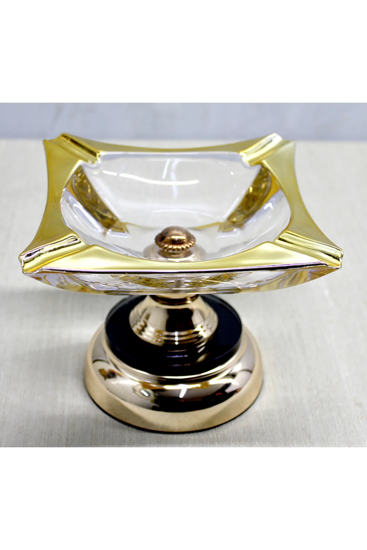 Metal Ayaklı Cam Küllük Model 1