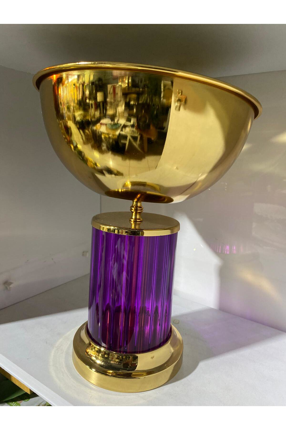 Elif Aksesuar Metal Ayaklı Dekoratif Cam Vazo Mor (32,5X26cm)