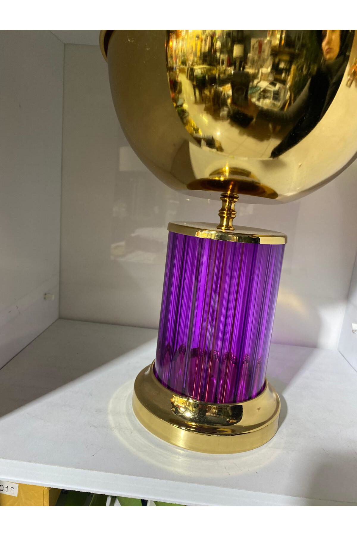 Elif Aksesuar Metal Ayaklı Dekoratif Cam Vazo Mor (32,5X26cm)