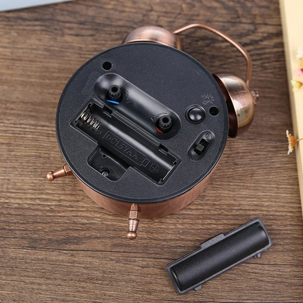 Metal Bakır Masa Saati Metal Bakır Masa Saati